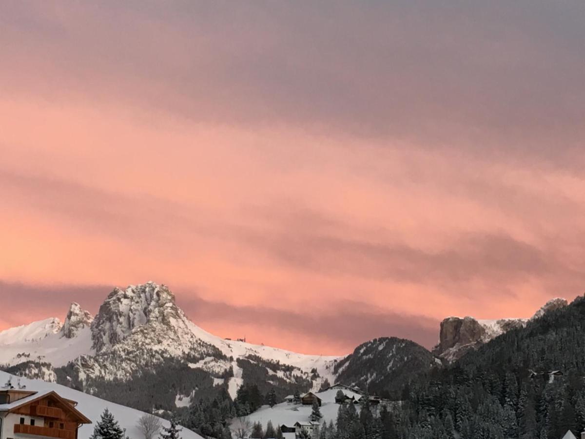 Apartments Mezdi Santa Cristina Val Gardena Экстерьер фото