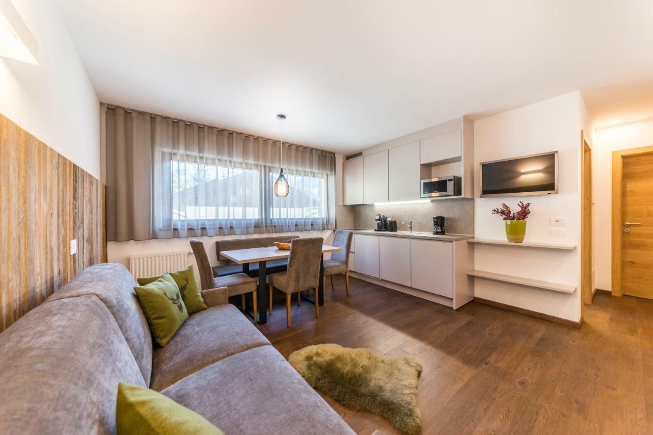 Apartments Mezdi Santa Cristina Val Gardena Экстерьер фото
