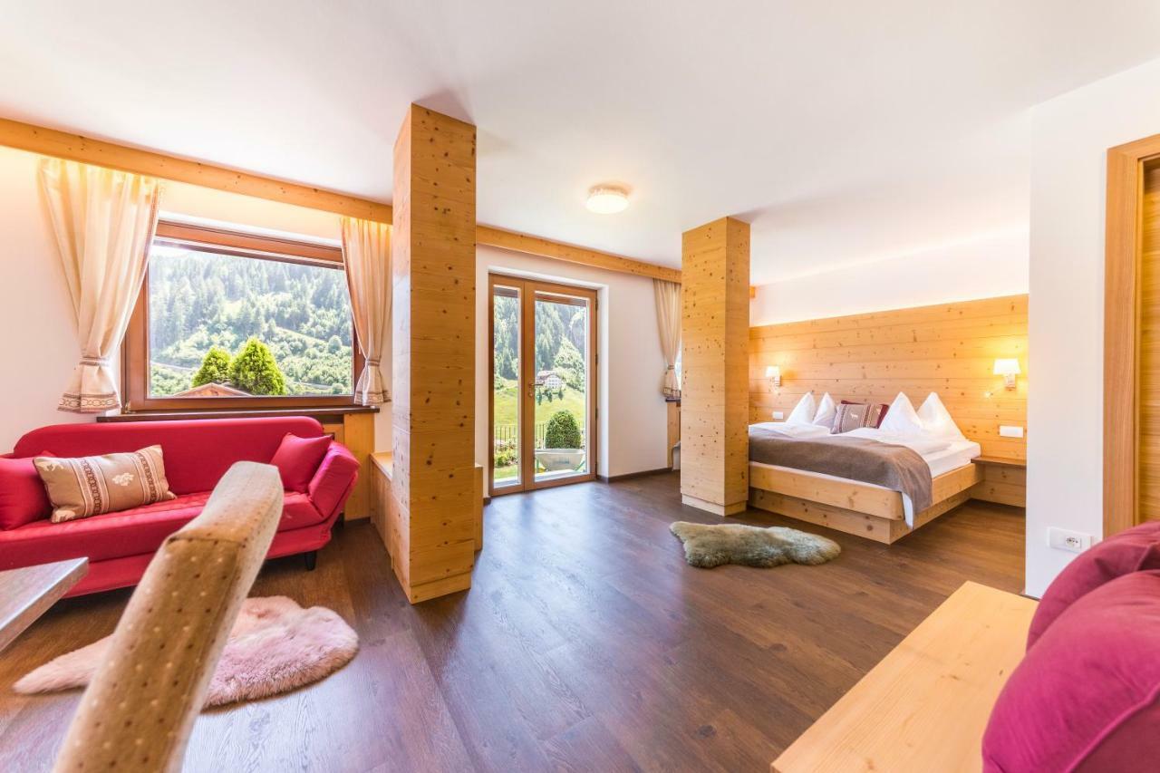 Apartments Mezdi Santa Cristina Val Gardena Экстерьер фото