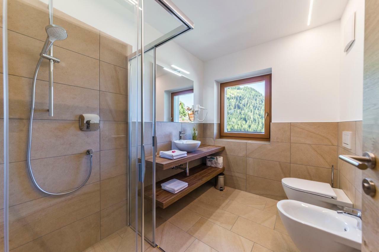 Apartments Mezdi Santa Cristina Val Gardena Экстерьер фото